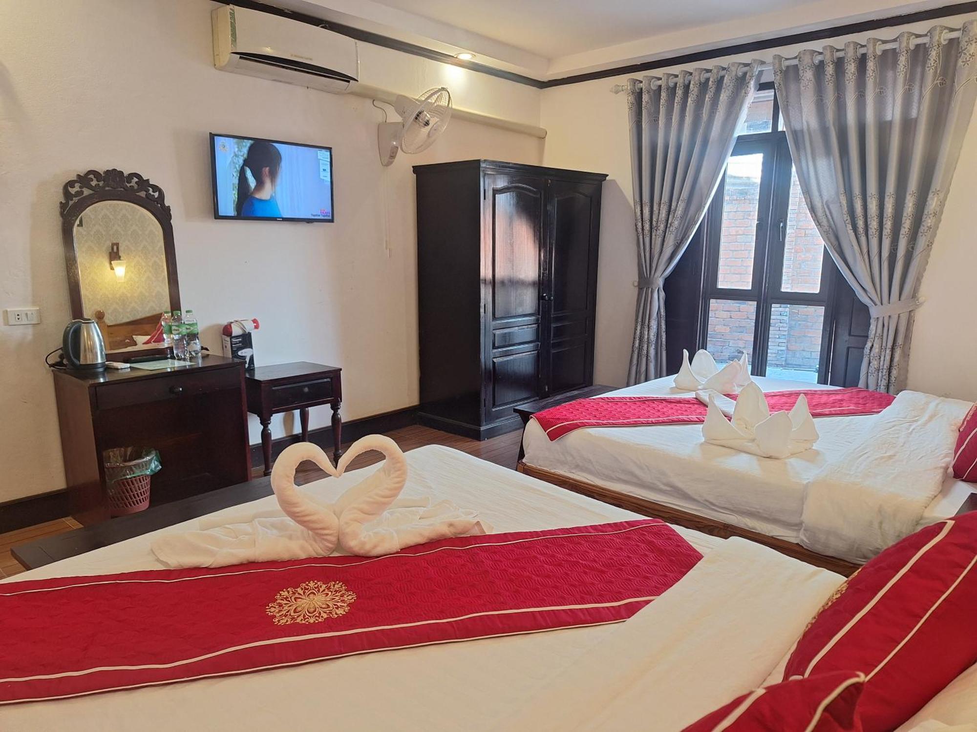 Luang Prabang Pavilion Hotel & Travel Exteriör bild