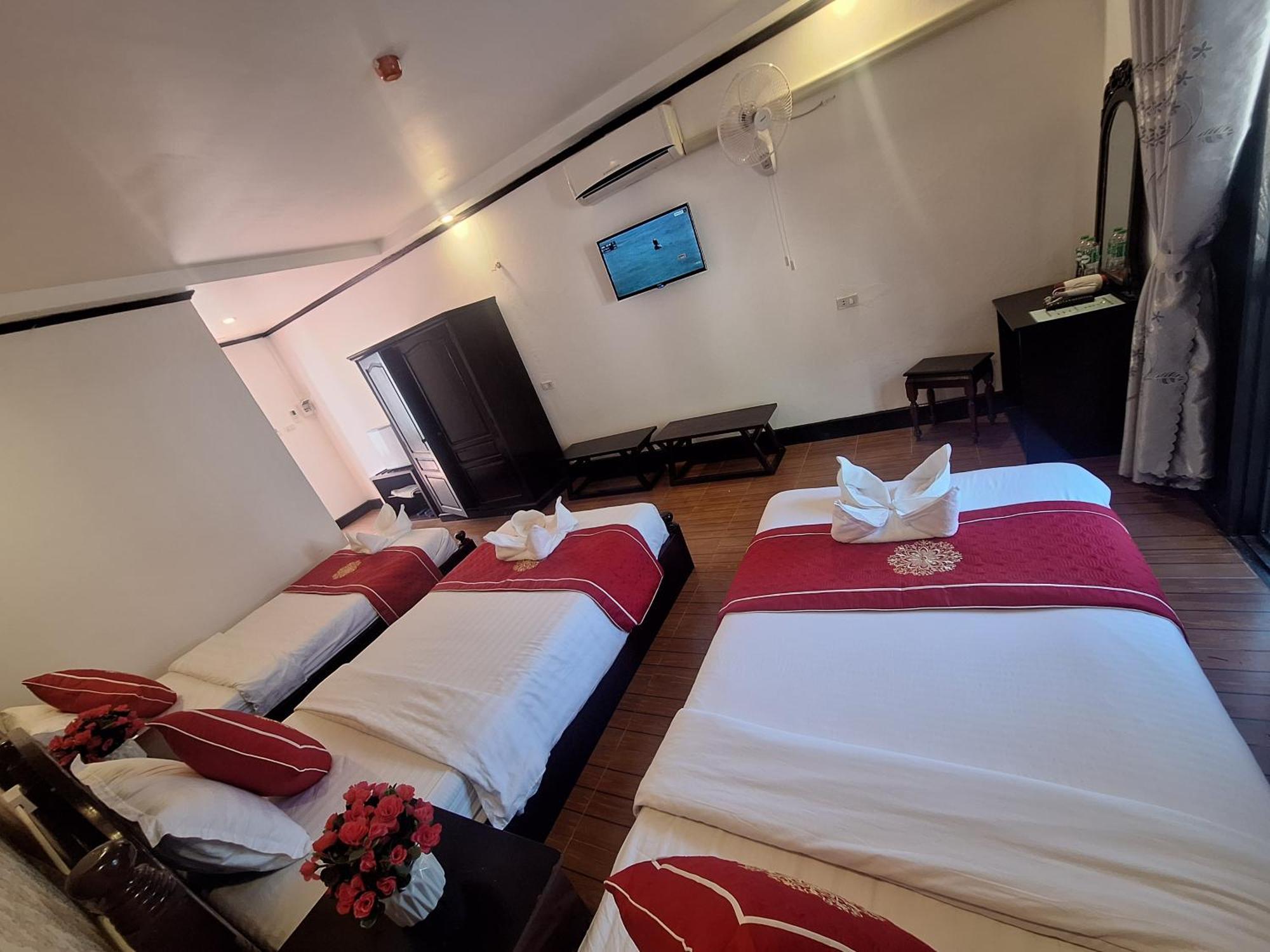 Luang Prabang Pavilion Hotel & Travel Exteriör bild