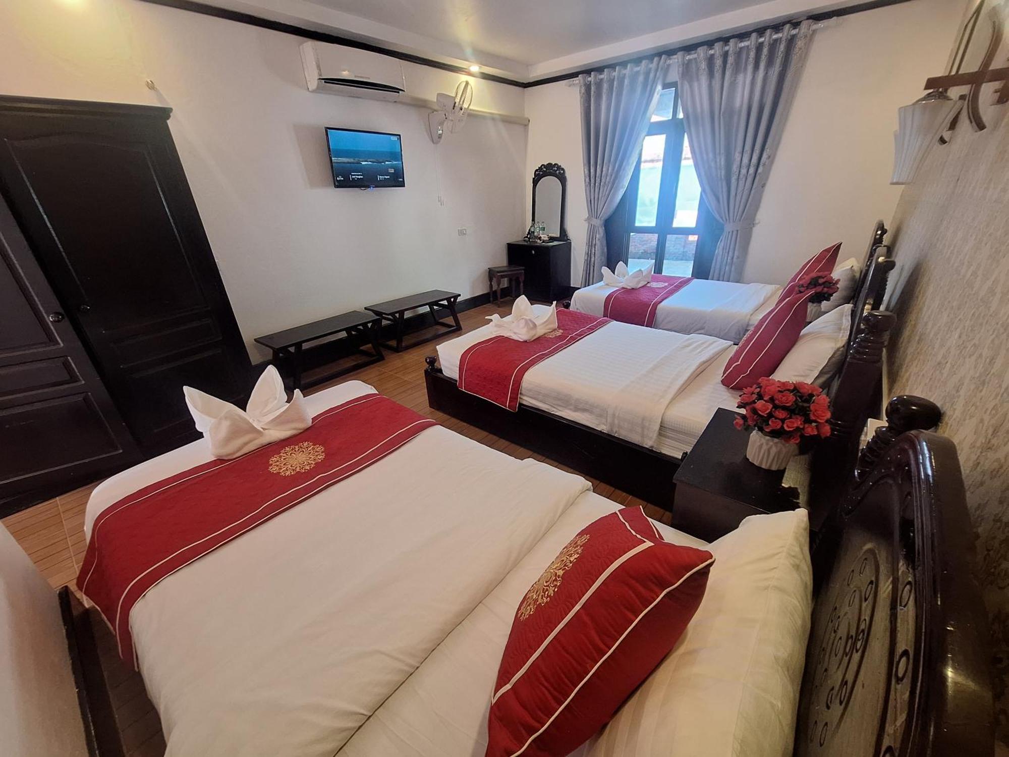 Luang Prabang Pavilion Hotel & Travel Exteriör bild