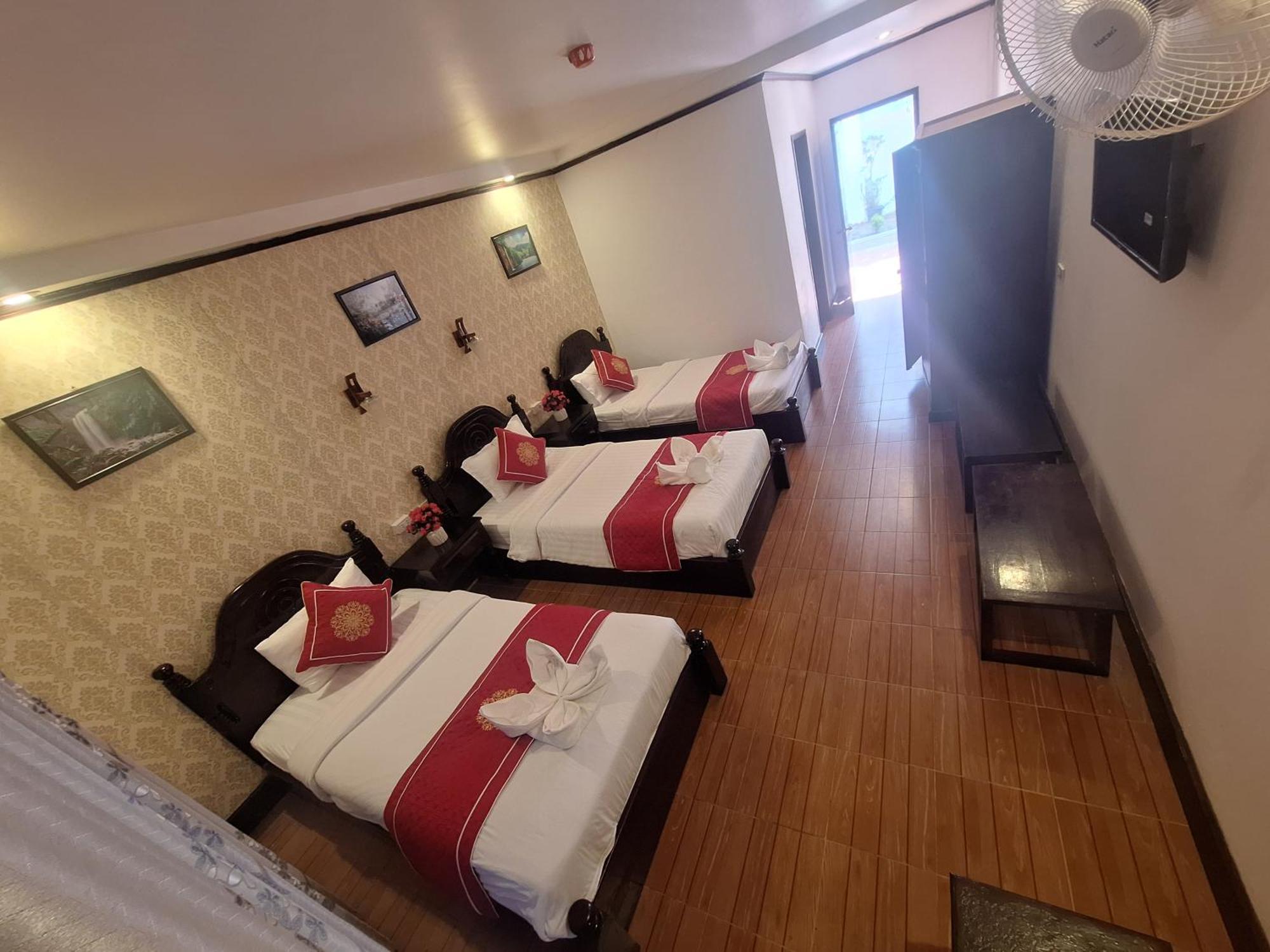 Luang Prabang Pavilion Hotel & Travel Exteriör bild
